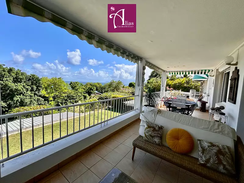 Maison, 260 m²