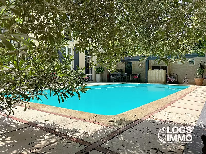 Maison, 347 m²