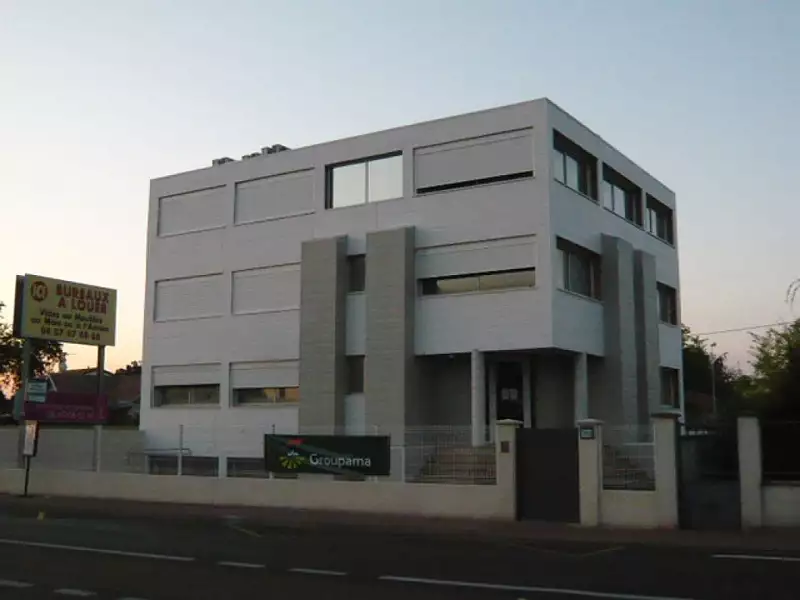Divers, 15 m²