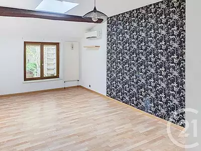 Maison, 250 m²