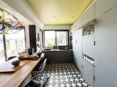 Maison, 305 m²
