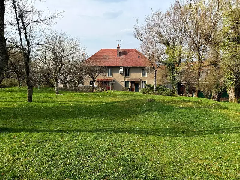 Maison, 251 m²