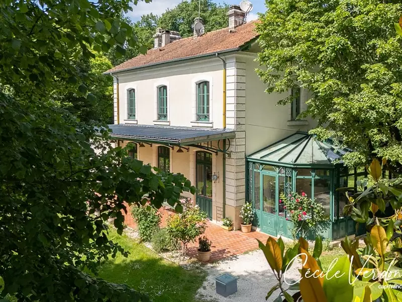 Maison, 280 m²