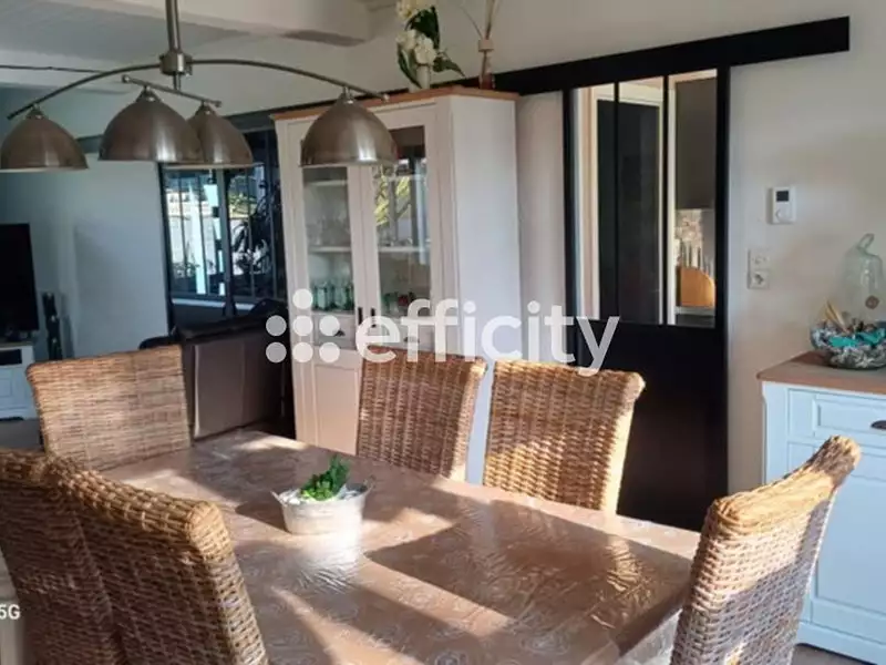 Maison, 172 m²