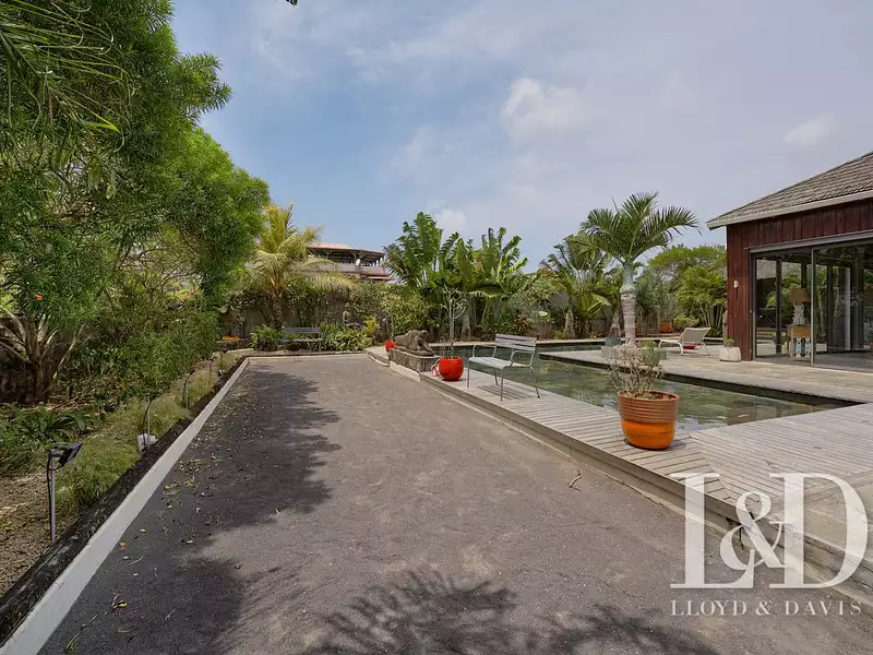 Maison, 250 m²