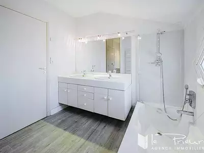 Maison, 131 m²