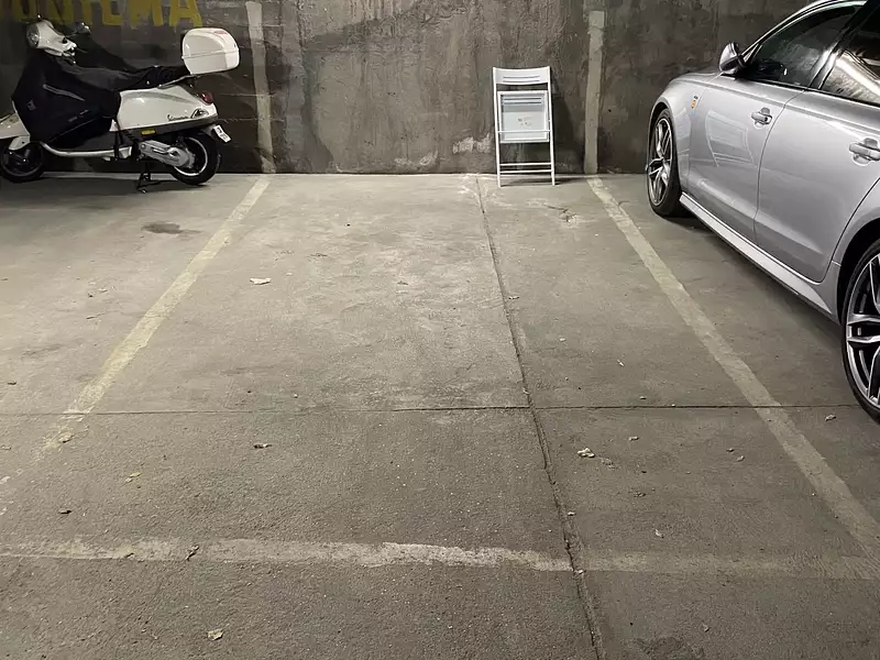 Parking, 10 m²