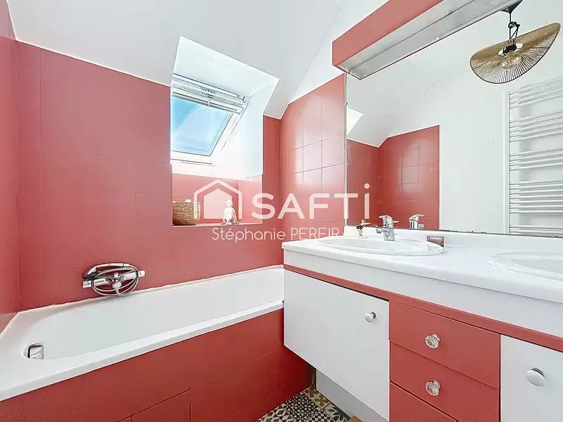 Maison, 145 m²