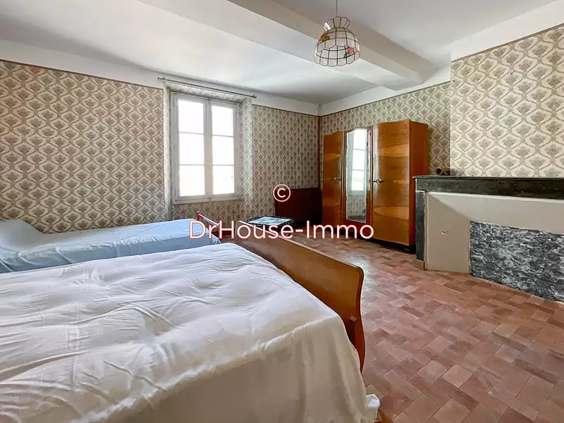 Immeuble, 102 m²
