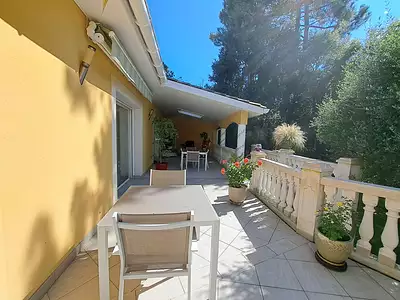 Maison, 248 m²