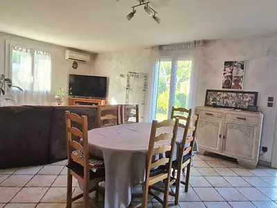 Maison, 99 m²
