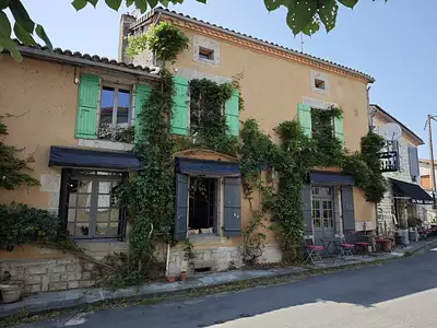 Maison, 331 m²