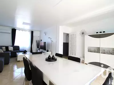 Maison, 140 m²