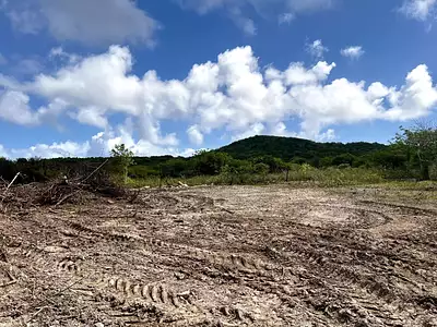 Terrain, 2 060 m²