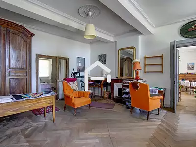 Maison, 537 m²
