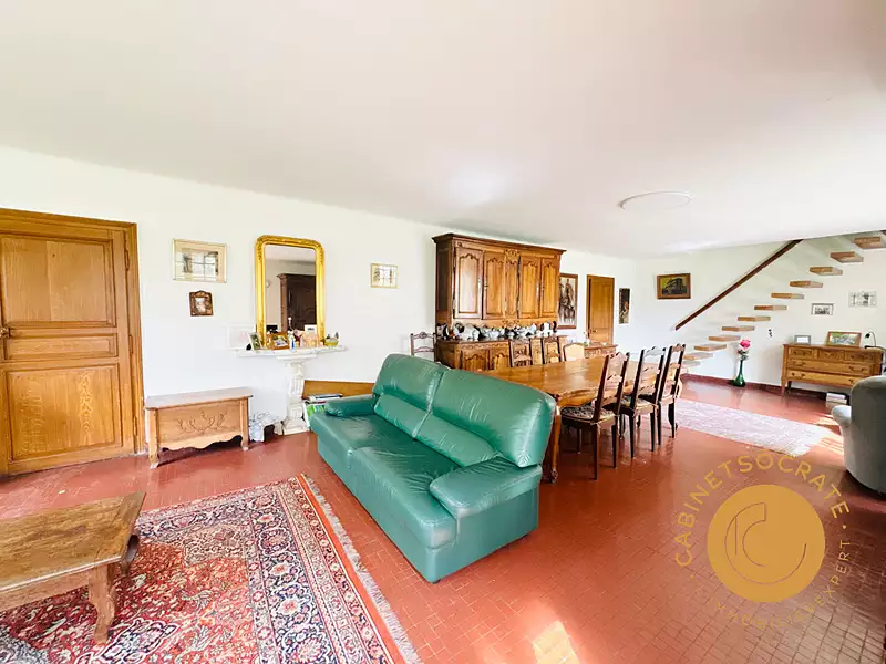 Maison, 260 m²