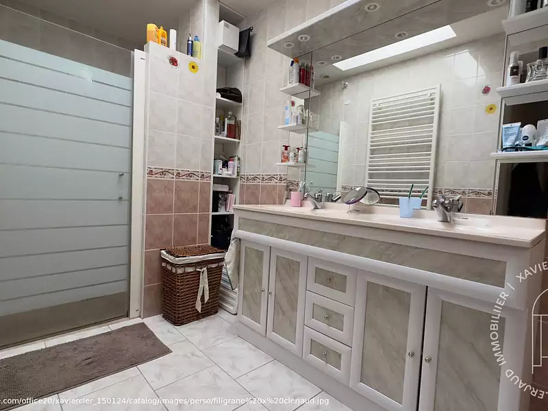 Maison, 190,39 m²