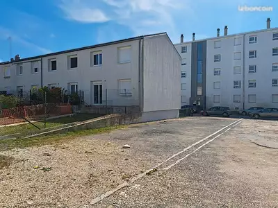 Terrain, 182 m²
