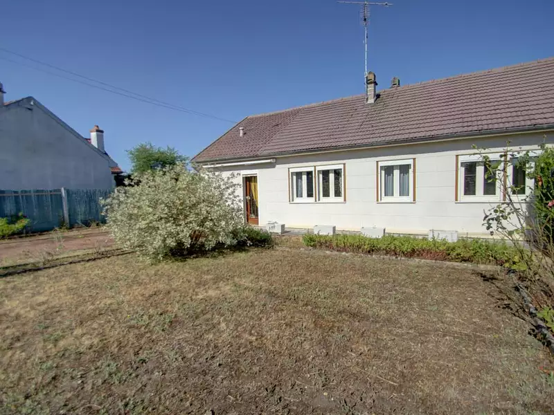 Maison, 77 m²
