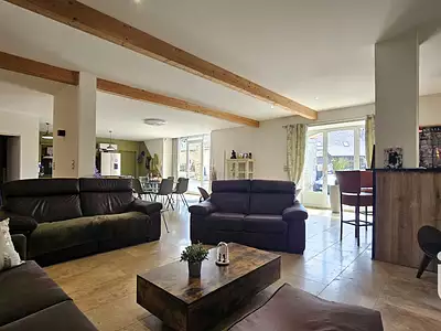 Maison, 251 m²