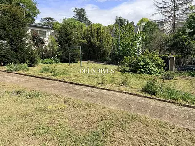 Terrain, 238 m²