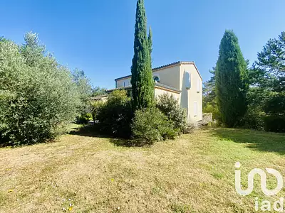 Maison, 197 m²