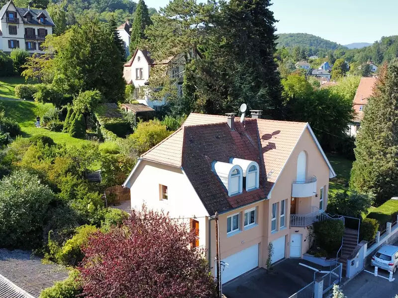 Maison, 227 m²