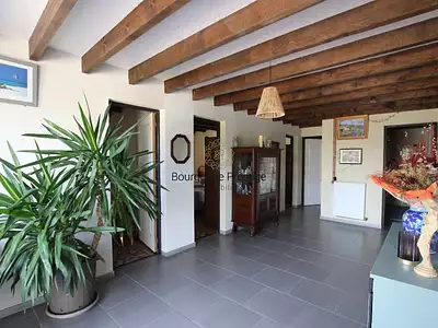 Maison, 248 m²
