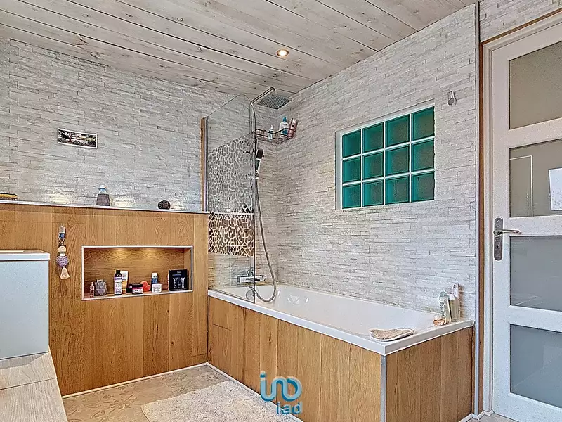 Maison, 101 m²