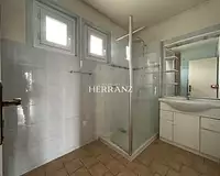 Immeuble, 285 m²