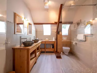 Maison, 166 m²
