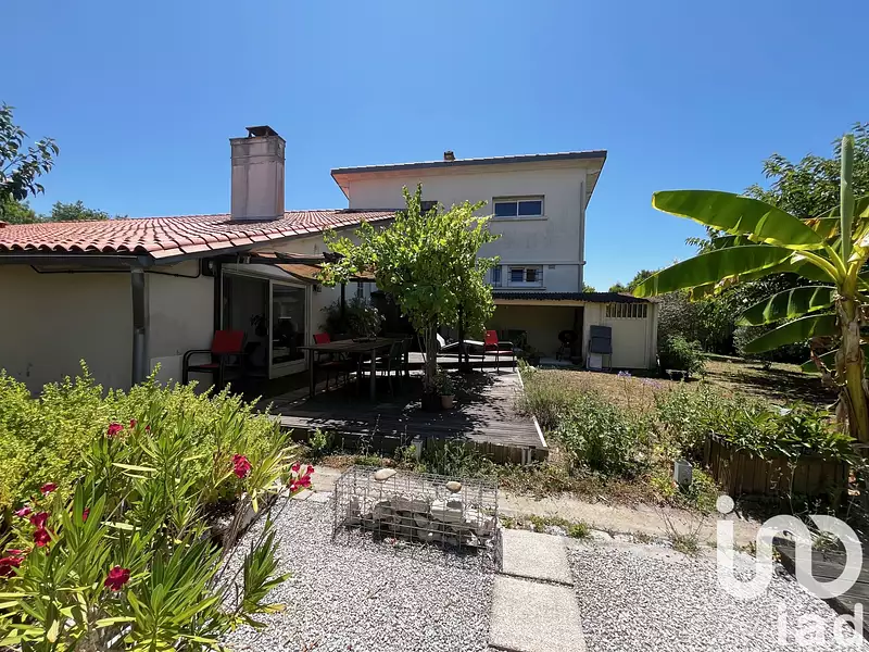 Maison, 180 m²