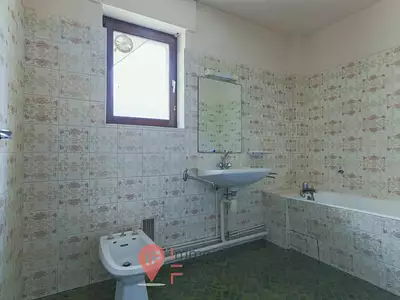 Maison, 166 m²
