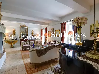 Maison, 728 m²