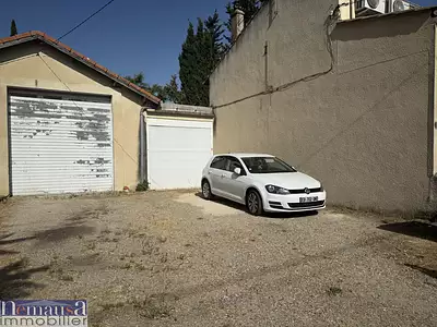 Terrain, 242 m²