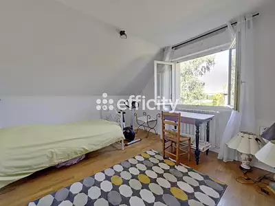Maison, 175 m²