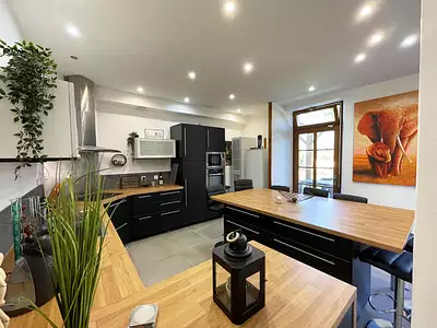 Maison, 195 m²