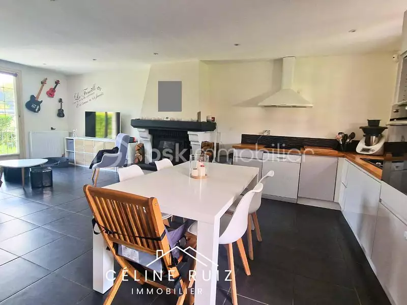 Maison, 126 m²