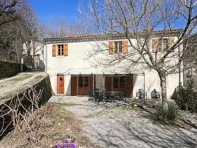Maison, 457 m²