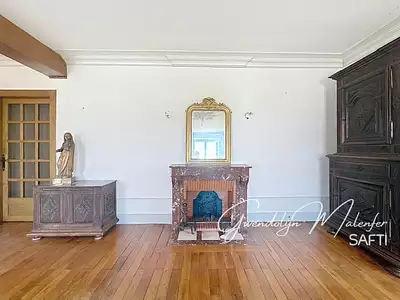 Maison, 180 m²