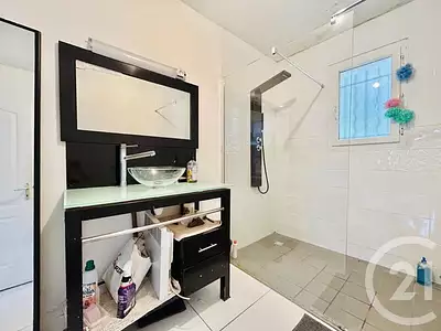 Maison, 94 m²