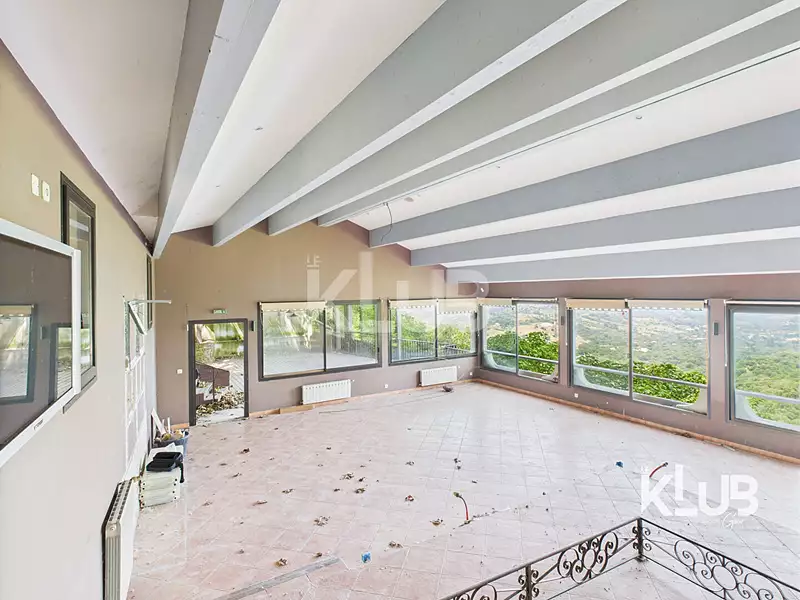 Maison, 290 m²