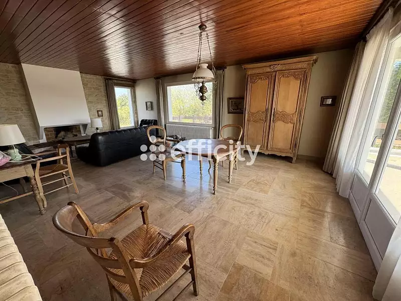 Maison, 230 m²