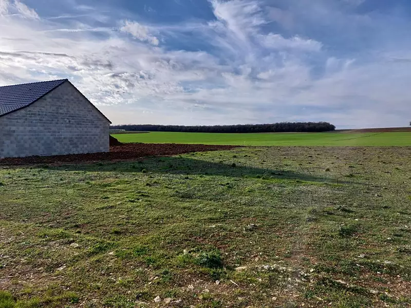 Terrain, 1 496 m²