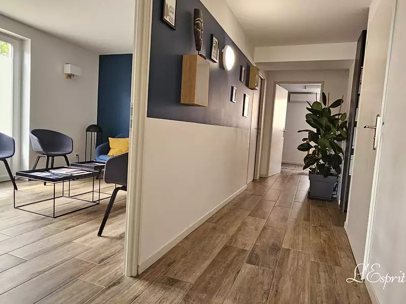 Immeuble, 120 m²