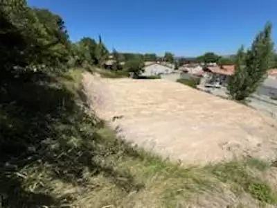 Terrain, 1 078 m²