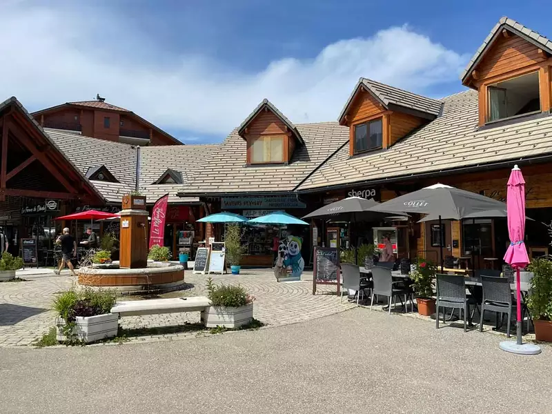 Terrain, 400 m²