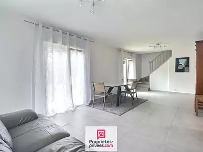 Maison, 121 m²