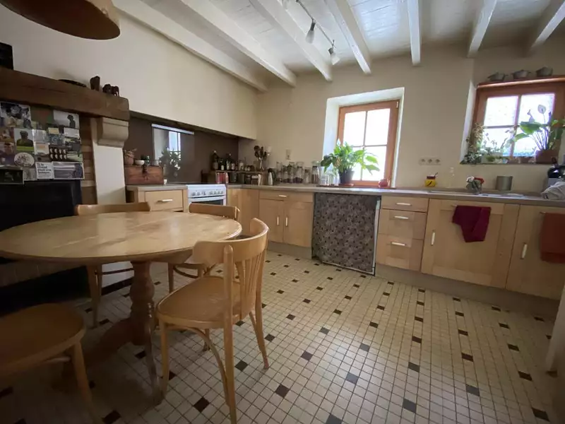 Maison, 163 m²