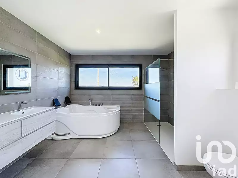 Maison, 160 m²
